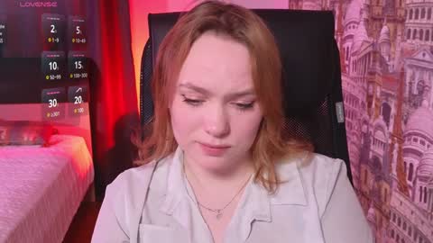 Snapshot of kari_lunna chatting on 02.07.25 Karoline online show from 02.07.25