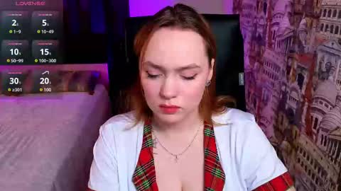 Snapshot of kari_lunna chatting on 02.22.25 Karoline online show from 02.22.25