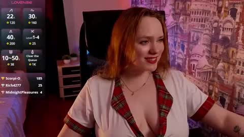 Snapshot of kari_lunna chatting on 03.07.25 Karoline online show from 03.07.25