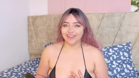 kariina_wong online show from 11.22.25