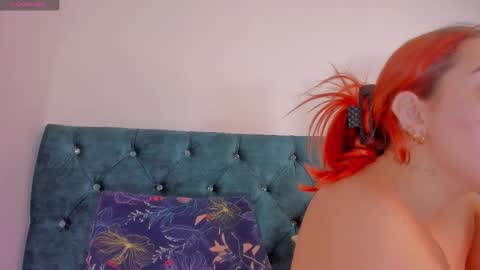 Snapshot of karina_belov_01 chatting on 09.26.25 KarinaBelov online show from 09.26.25