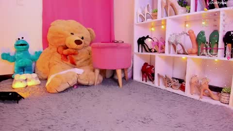 Snapshot of karina_torres_ chatting on 12.02.24 Karina online show from 12.02.24
