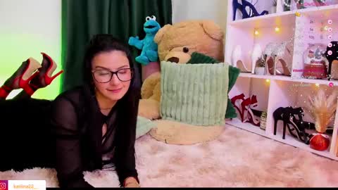Snapshot of karina_torres_ chatting on 03.01.25 Karina online show from 03.01.25