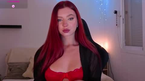 Snapshot of karinchik_ chatting on 10.04.25 Karina online show from 10.04.25