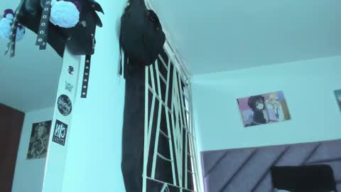 KARINNA  RAVEN online show from 02.13.26