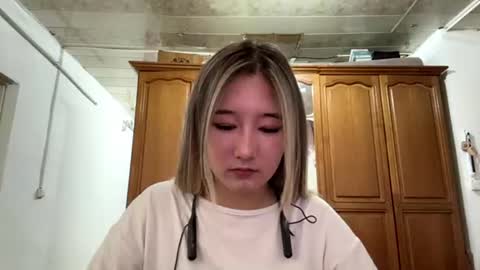 karissagius online show from 06.23.26