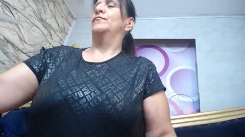 Karito online show from 09.11.25