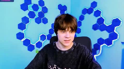 Karl online show from 12.04.25