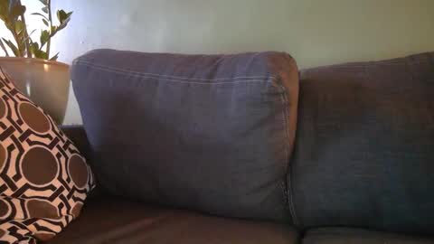 Snapshot of karl_mask chatting on 12.10.24 Karl online show from 12.10.24