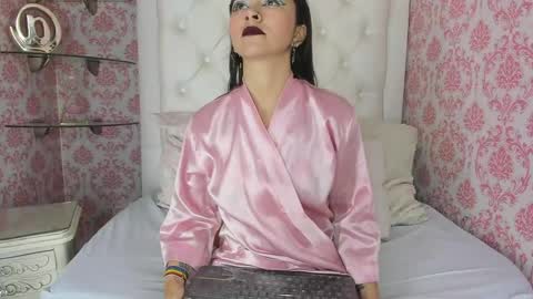 karla_crruz online show from 05.13.26
