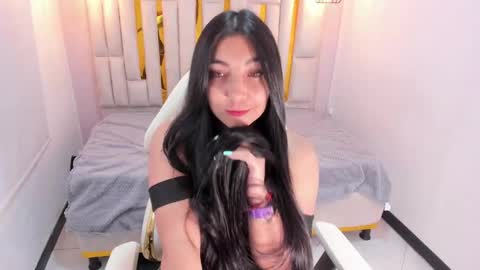 Karla  online show from 02.13.25