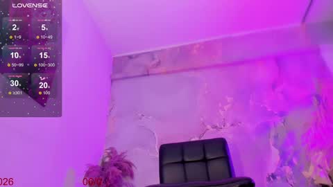 Snapshot of karlaebony_ts chatting on 01.07.26 KARLA online show from 01.07.26