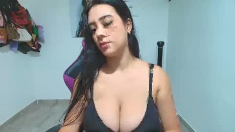 Karlee   online show from 03.18.26