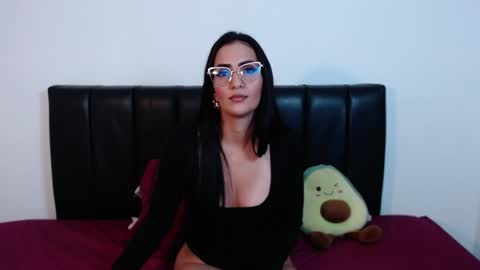 Snapshot of karlota_hank chatting on 05.30.26 Karlis online show from 05.30.26
