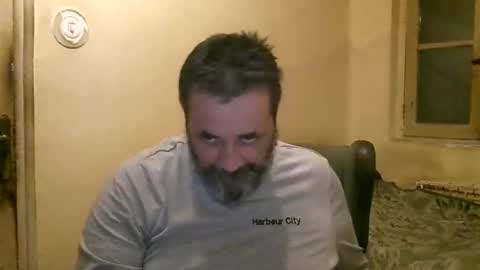 Snapshot of karlpal chatting on 02.13.25 karlpal online show from 02.13.25