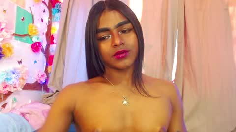 Snapshot of karly_coffe chatting on 12.31.24 KARLY.  online show from 12.31.24