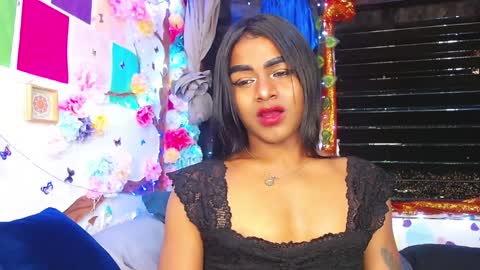 Snapshot of karly_coffe chatting on 01.10.25 KARLY.  online show from 01.10.25