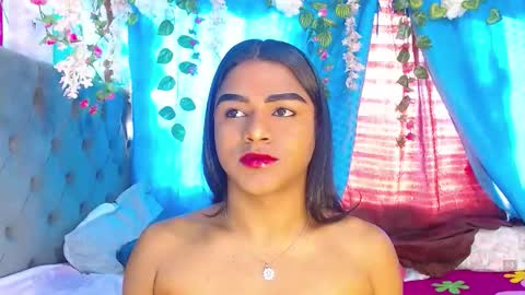 Snapshot of karly_coffe chatting on 09.13.25 KARLY.  online show from 09.13.25