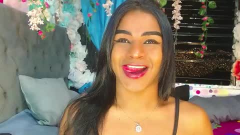 Snapshot of karly_coffe chatting on 09.16.25 KARLY.  online show from 09.16.25