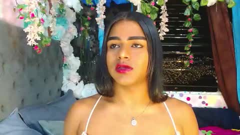 Snapshot of karly_coffe chatting on 09.22.25 KARLY.  online show from 09.22.25