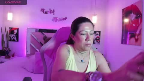 Snapshot of karly_moonn chatting on 07.01.26 Karly Moonns online show from 07.01.26