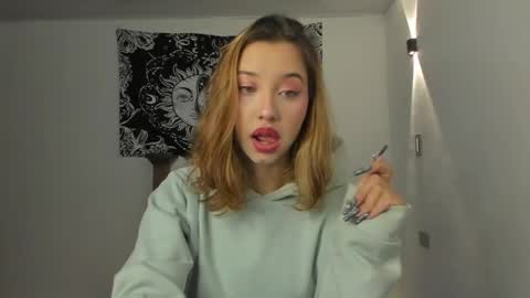 Karo online show from 01.05.26