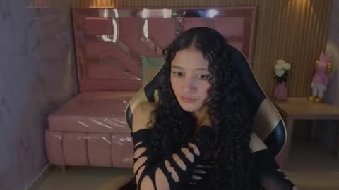 Snapshot of karol1_s chatting on 05.26.26 karol1_s online show from 05.26.26