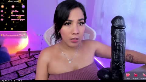 Snapshot of karol_ivonne chatting on 12.10.24 karol online show from 12.10.24