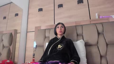  KAROL LEWIS  online show from 03.10.26