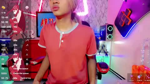 Snapshot of karol_vanessa__ chatting on 05.02.26 karol Vanessa online show from 05.02.26