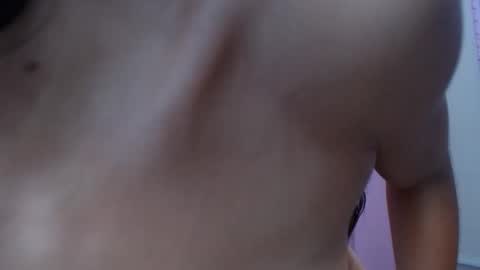 Snapshot of karol_wilde chatting on 05.10.26 K A R O L online show from 05.10.26