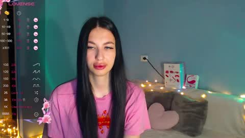 Kira online show from 05.05.26