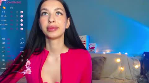 Snapshot of karolina_hottie_ chatting on 05.18.26 Kira online show from 05.18.26