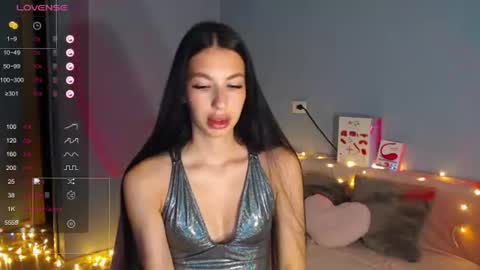 Snapshot of karolina_hottie_ chatting on 06.22.26 Kira online show from 06.22.26