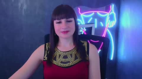 Snapshot of karolina_mia chatting on 12.05.24 Caroline online show from 12.05.24
