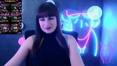 Snapshot of karolina_mia chatting on 03.12.25 Caroline online show from 03.12.25