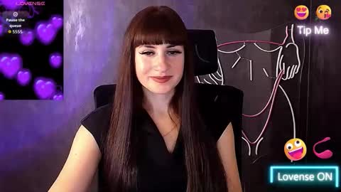 Snapshot of karolina_mia chatting on 10.04.25 Caroline online show from 10.04.25