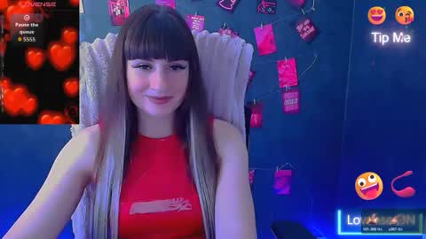 Snapshot of karolina_mia chatting on 05.21.26 Caroline online show from 05.21.26