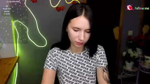 Karolina online show from 11.06.25