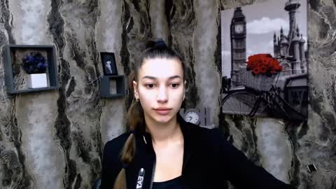 Karolina online show from 01.12.25