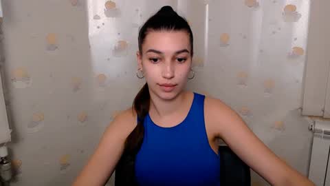Karolina online show from 02.08.25