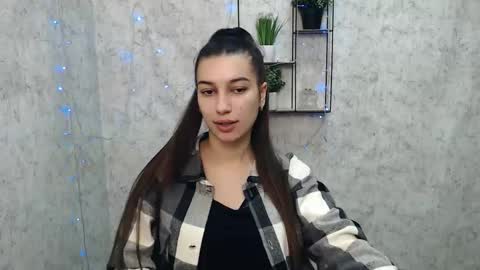 Karolina online show from 02.17.25