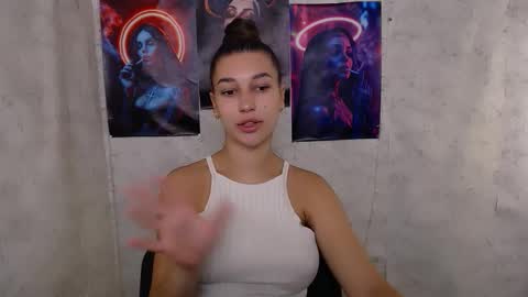 Karolina online show from 09.20.25
