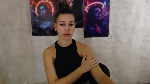 Karolina online show from 09.25.25
