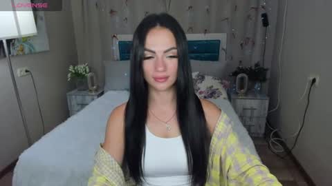 Snapshot of karolinasykes chatting on 07.06.26 Karolina online show from 07.06.26