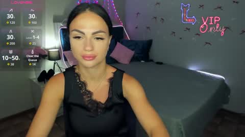 Snapshot of karolinasykes chatting on 08.04.26 Karolina online show from 08.04.26
