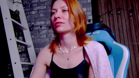 karoline121 online show from 02.28.25