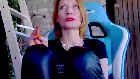 karoline121 online show from 03.04.25