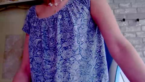 karoline121 online show from 03.10.25