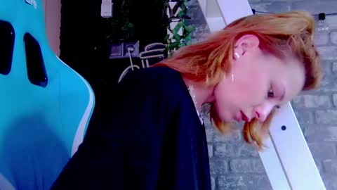 karoline121 online show from 03.10.25